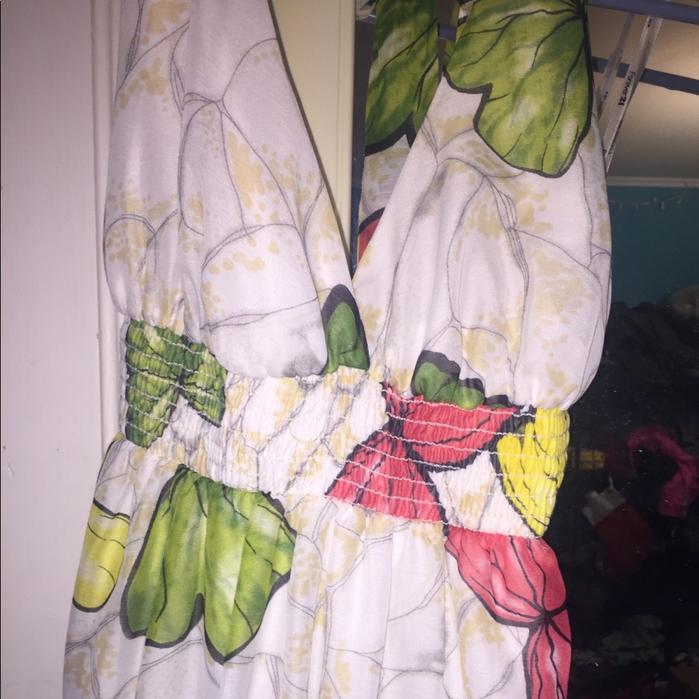 NWT Flower dress